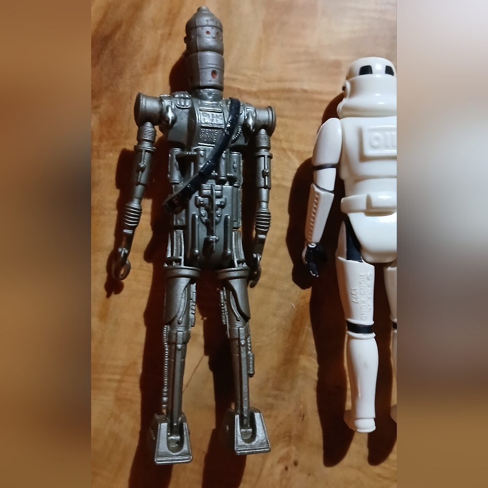 Vintage Star Wars Action Figures - Picture 5 of 8